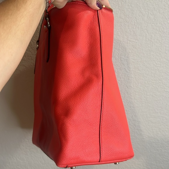 Kate Spade NEW larchmont avenue Penny Hot Chili Logo Leather Tote red - Picture 5 of 12